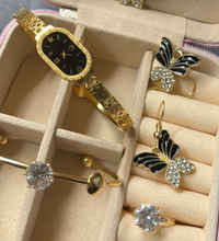 Elegant Butterfly Jewelry Gift Set – 6-Piece Gold-Tone Collection with Luxury Travel Case